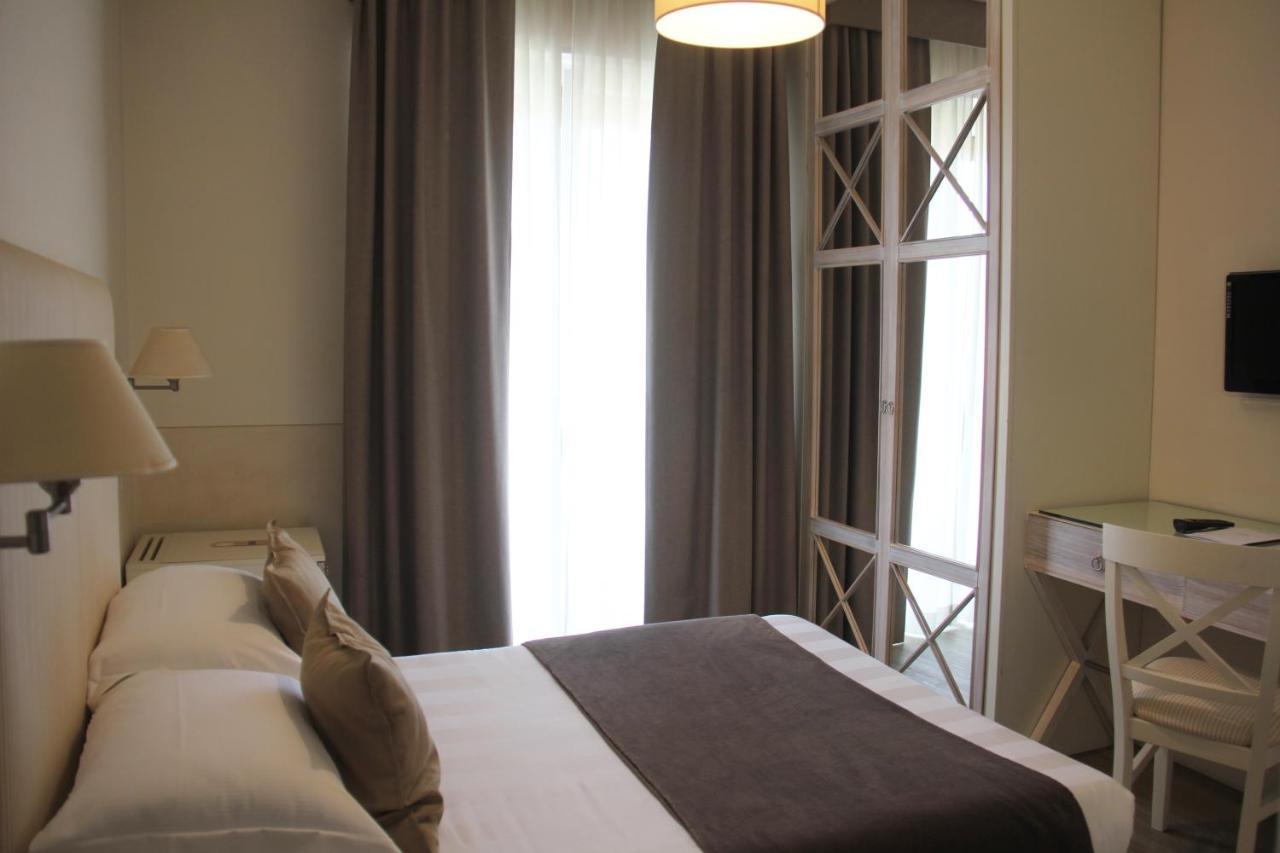 Hotel Bijou Forte dei Marmi Exterior photo