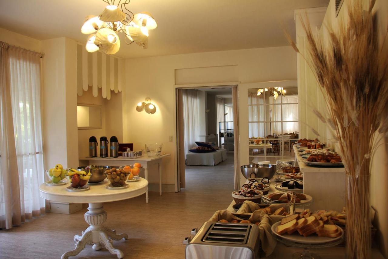 Hotel Bijou Forte dei Marmi Exterior photo