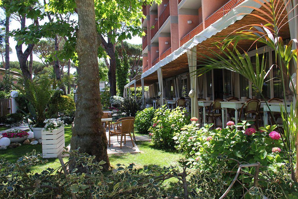 Hotel Bijou Forte dei Marmi Exterior photo